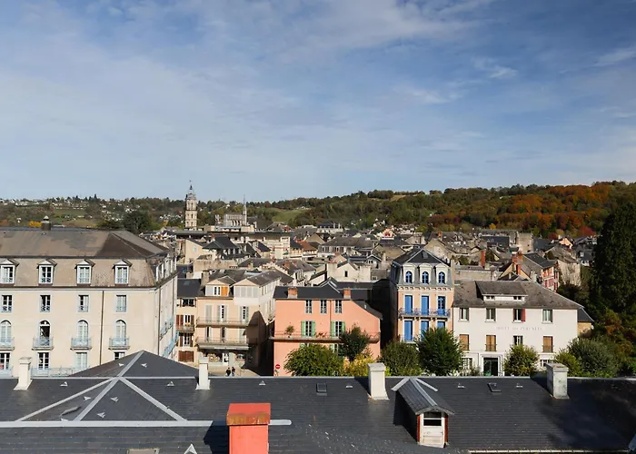 2 Pieces D'architecte Cour Privee Face Thermes