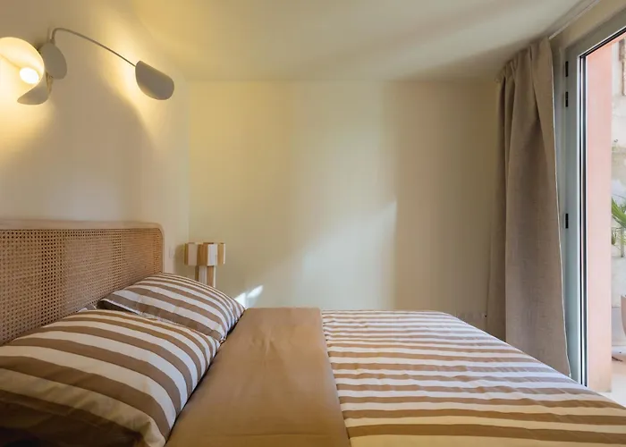 2 Pieces D'architecte Cour Privee Face Thermes バニエール・ド・ビゴール