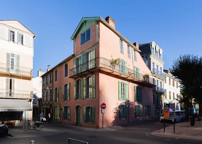 2 Pieces D'architecte Cour Privee Face Thermes アパート *