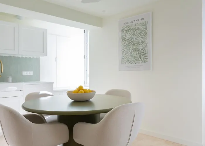 2 Pieces D'architecte Cour Privee Face Thermes アパート